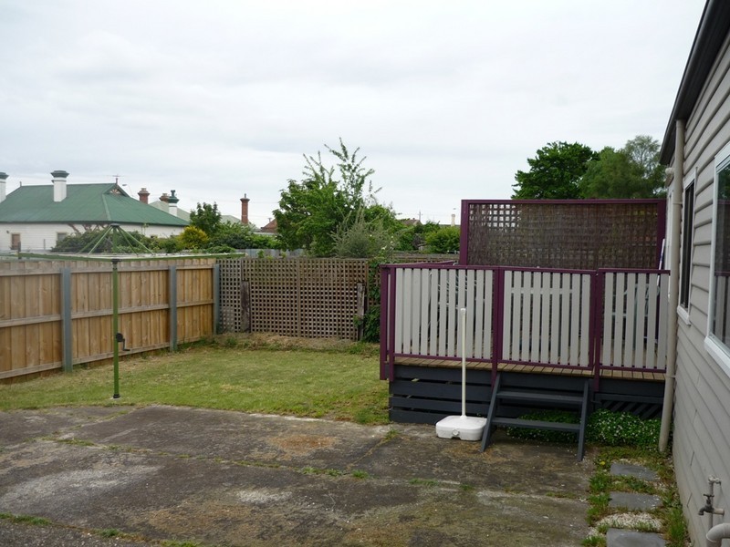 11 Albion Street, Invermay TAS 7248