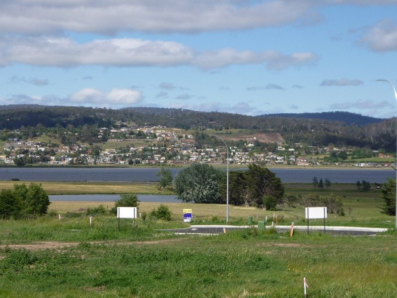 215 Alanvale Road, Newnham TAS 7248