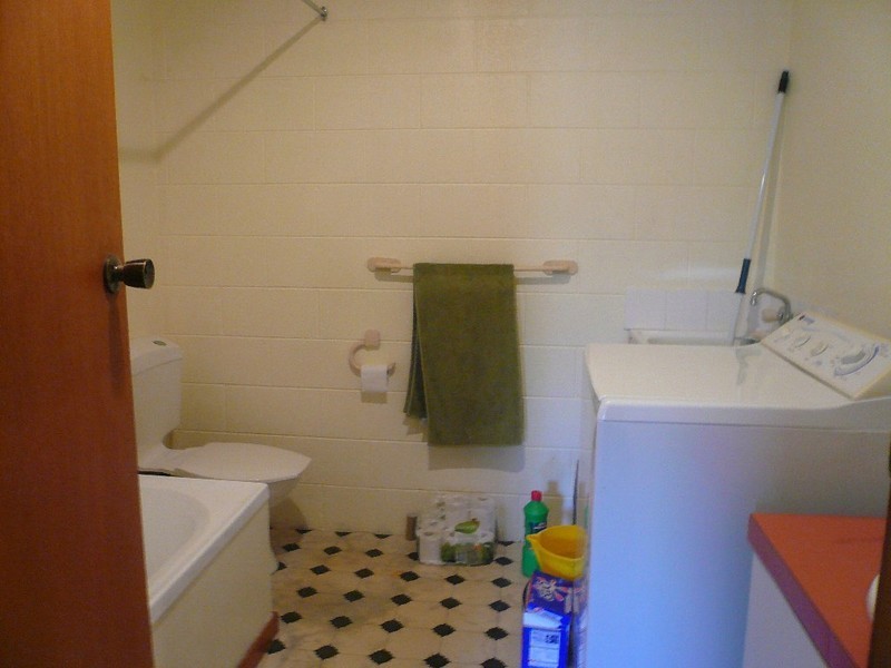 1/2-4 Newnham Close, Newnham TAS 7248