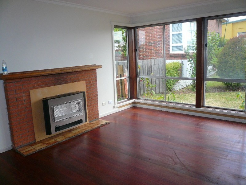 3 Paringa Avenue, Newnham TAS 7248