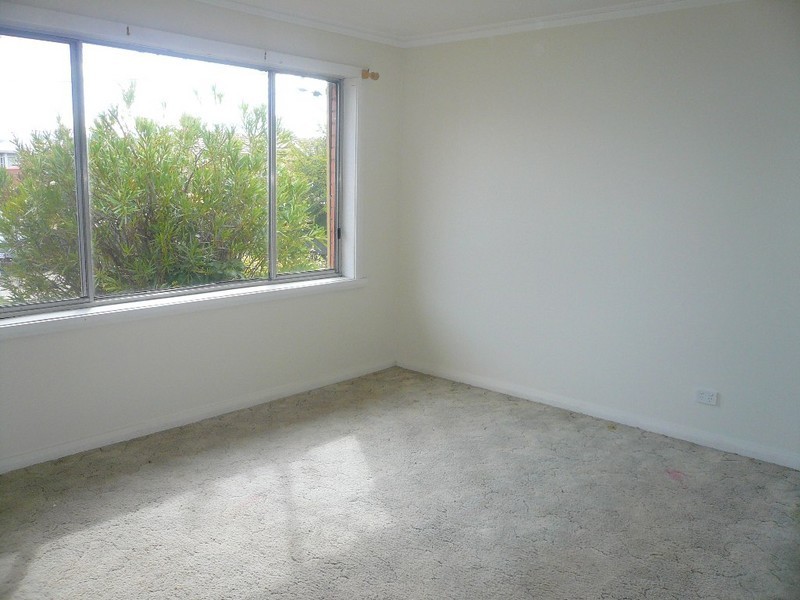 3 Paringa Avenue, Newnham TAS 7248