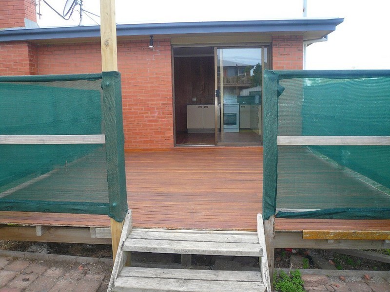 3 Paringa Avenue, Newnham TAS 7248