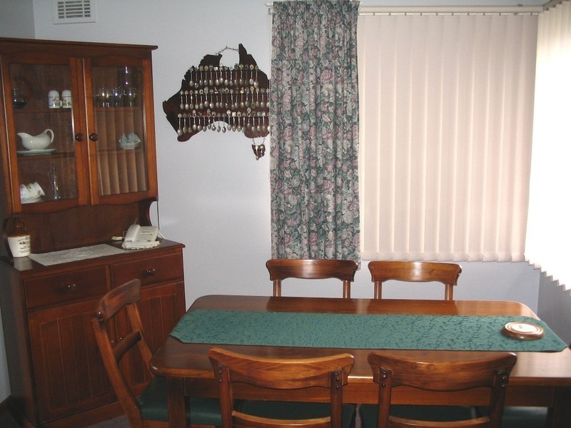 16 Julie Crescent, Newnham TAS 7248