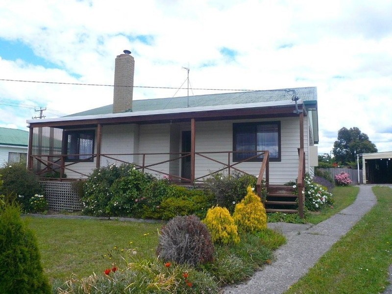 1  Treherne Street, Mayfield TAS 7248