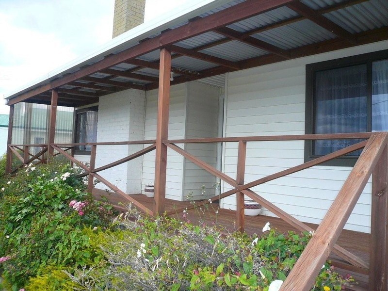 1  Treherne Street, Mayfield TAS 7248