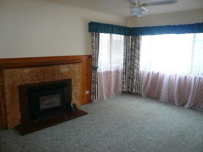 1  Treherne Street, Mayfield TAS 7248