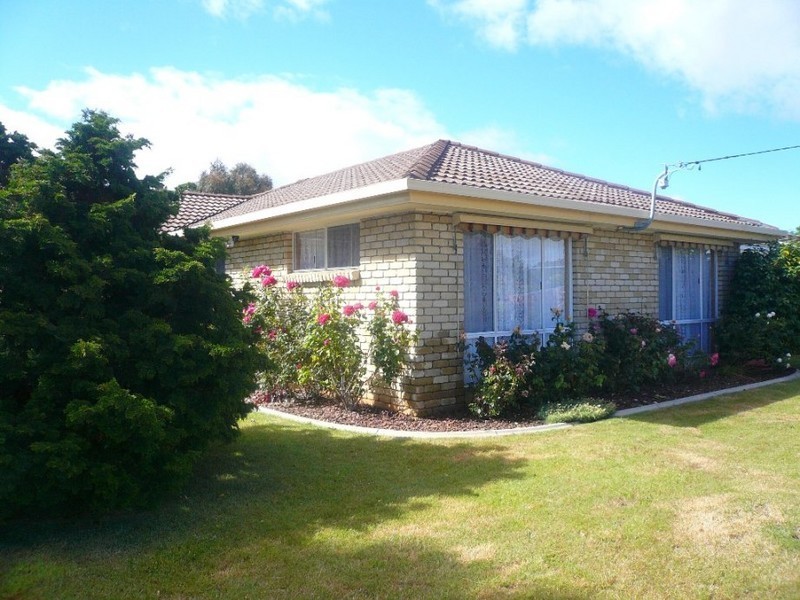 3 Wintercole Court, Newnham TAS 7248