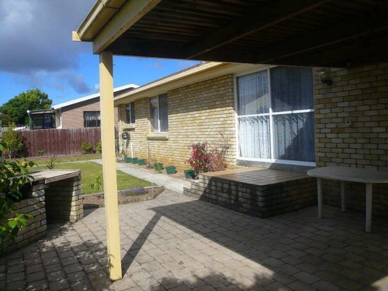 3 Wintercole Court, Newnham TAS 7248