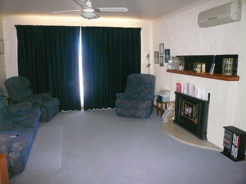 16 Egan Street, Newnham TAS 7248