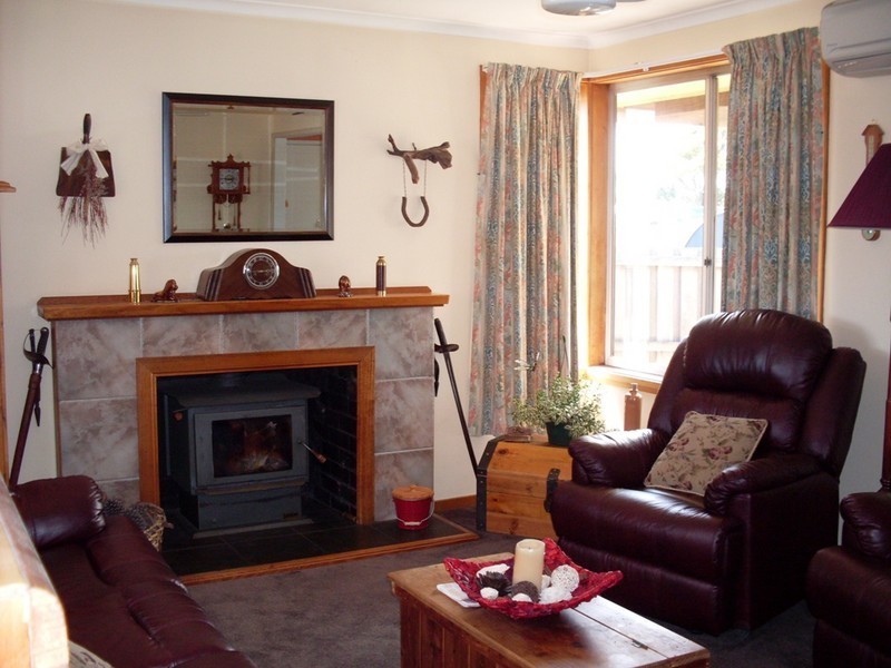 12 Arnold Street, George Town TAS 7253