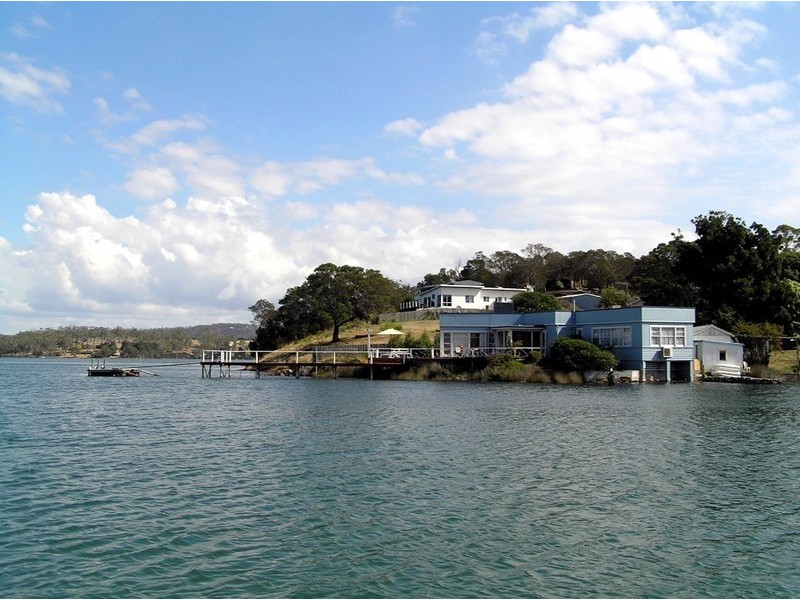 65 West Bay Road, Rowella TAS 7270