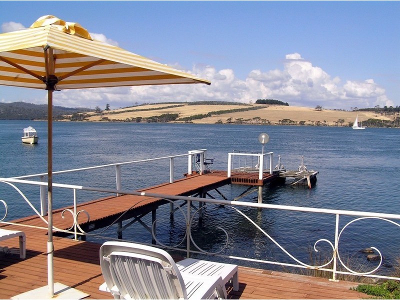 65 West Bay Road, Rowella TAS 7270