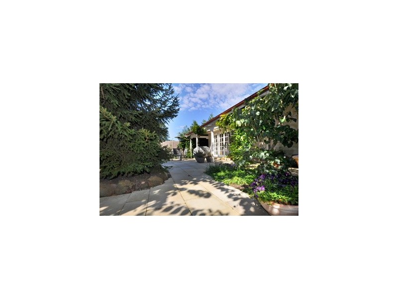 14 Russell Street, Evandale TAS 7212