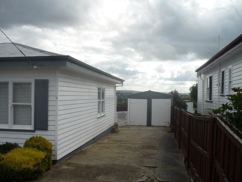 38 Clare Street, Mowbray TAS 7248