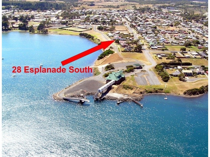28 Esplanade South, George Town TAS 7253