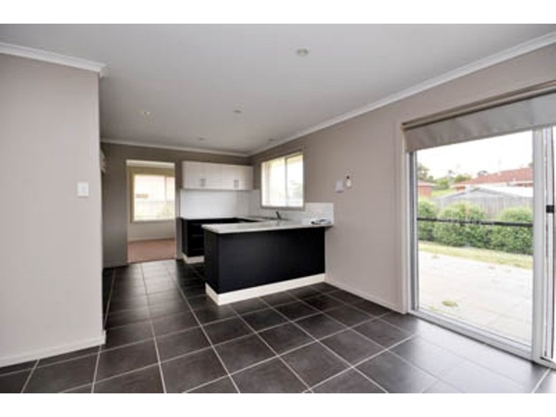 11 Pocket Place, Newnham TAS 7248