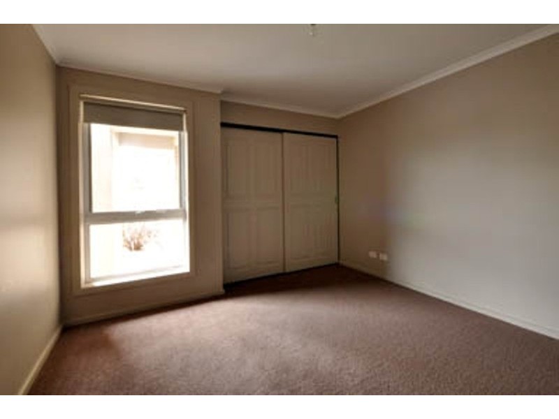 11 Pocket Place, Newnham TAS 7248