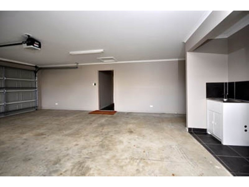 11 Pocket Place, Newnham TAS 7248