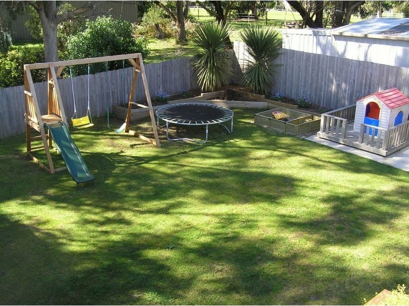 17 White Street, George Town TAS 7253