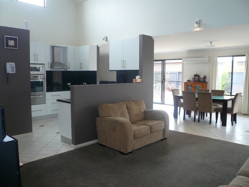 7 Clovis Court, St Leonards TAS 7250