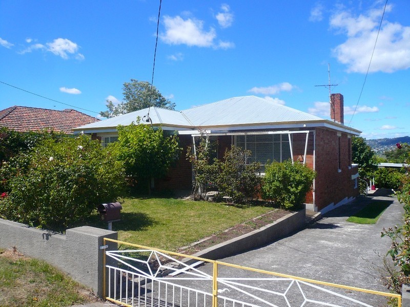 6 Betsy Street, Mowbray TAS 7248