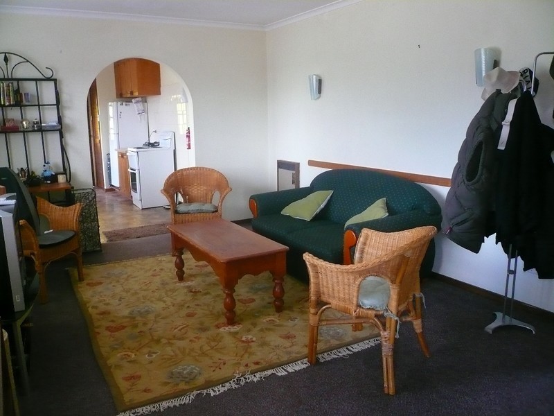 2/4 Alanvale Road, Newnham TAS 7248