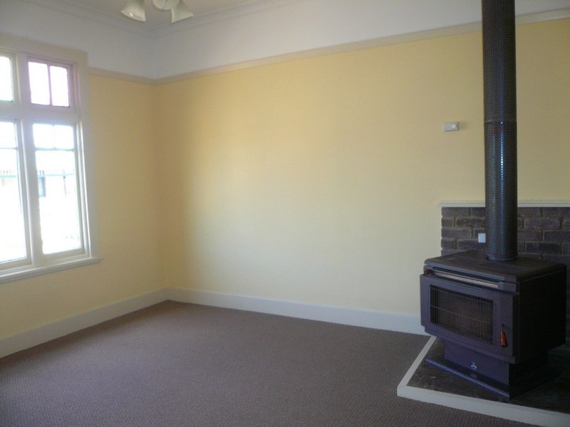 16 Moore Street, Invermay TAS 7248
