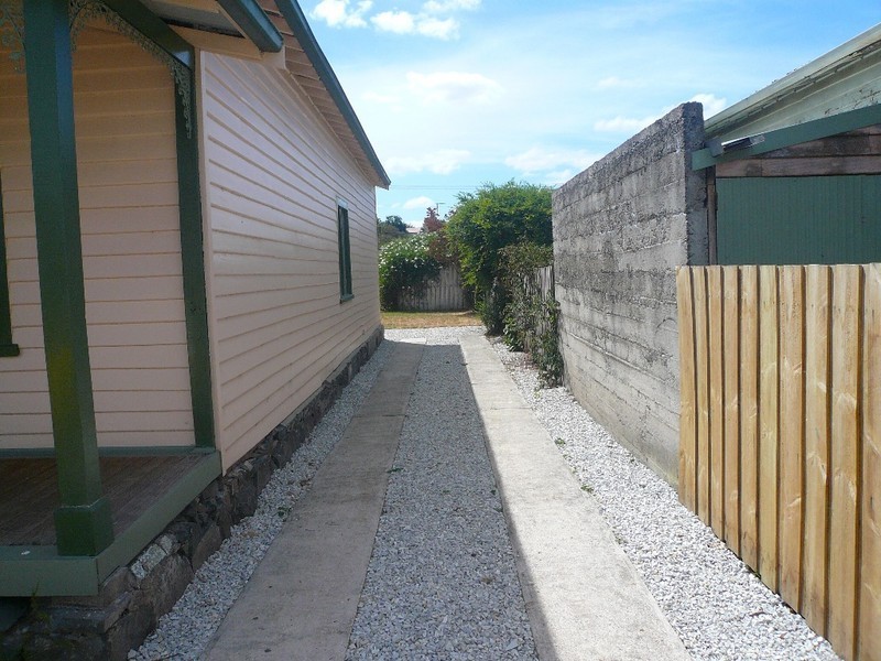 16 Moore Street, Invermay TAS 7248
