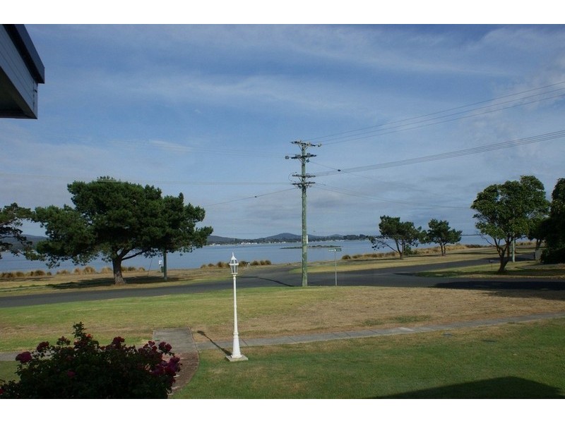 26 Esplanade North, George Town TAS 7253