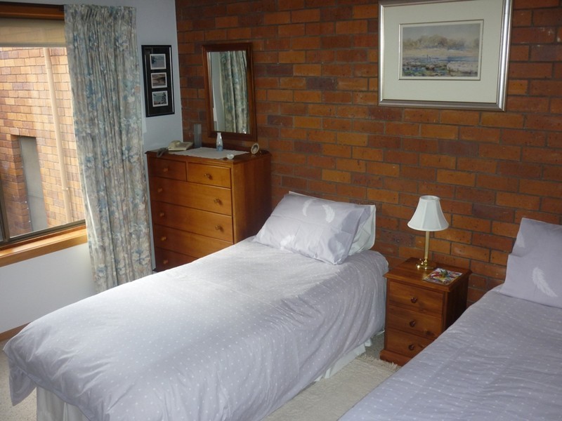 Kings Meadows TAS 7249