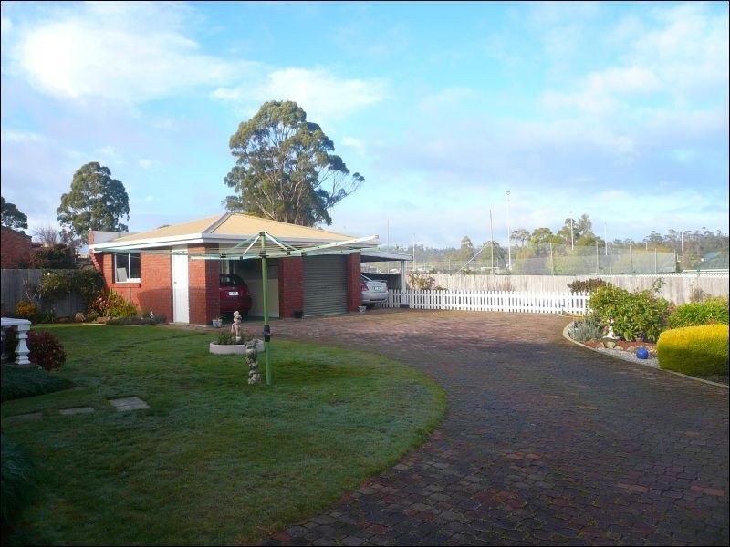 17 Country Club Avenue, Prospect Vale TAS 7250