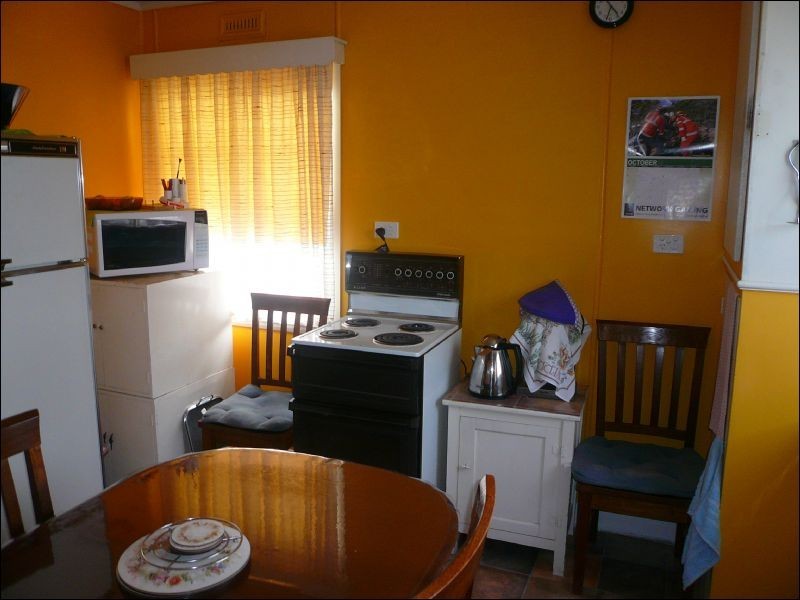 9 Torrens Street, Mayfield TAS 7248