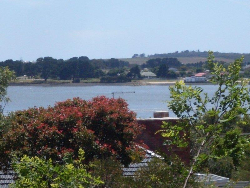 32 Lawrence Street, George Town TAS 7253