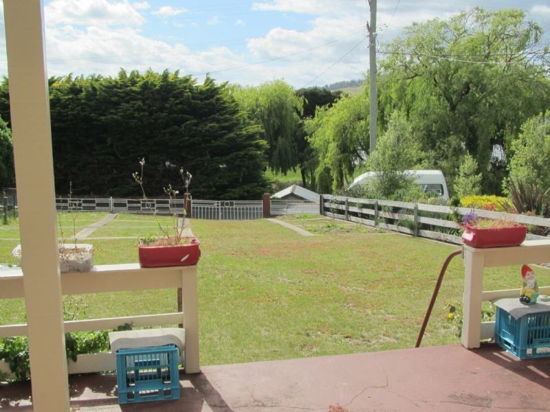 323 Gravelly Beach Road, Gravelly Beach TAS 7276