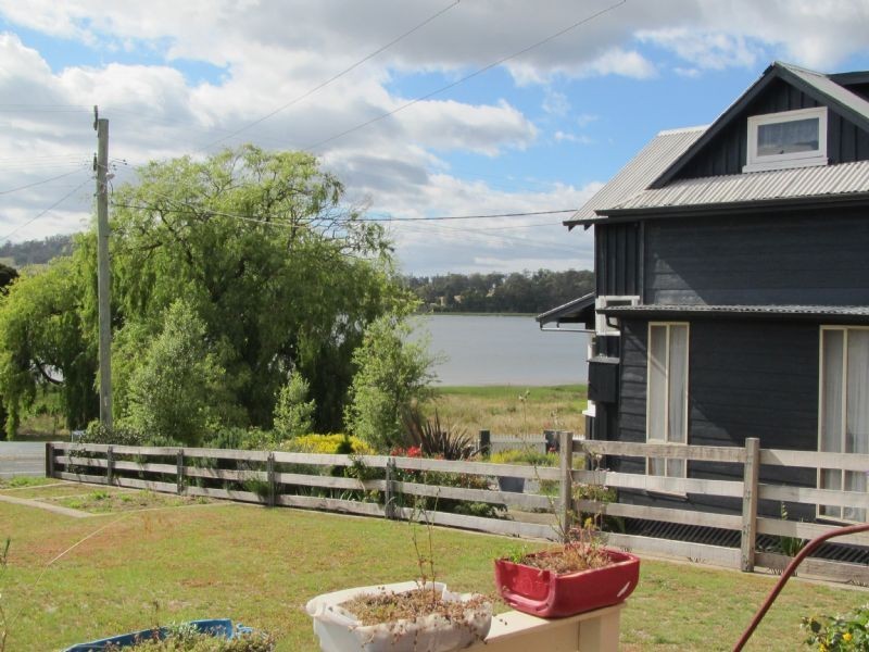 323 Gravelly Beach Road, Gravelly Beach TAS 7276