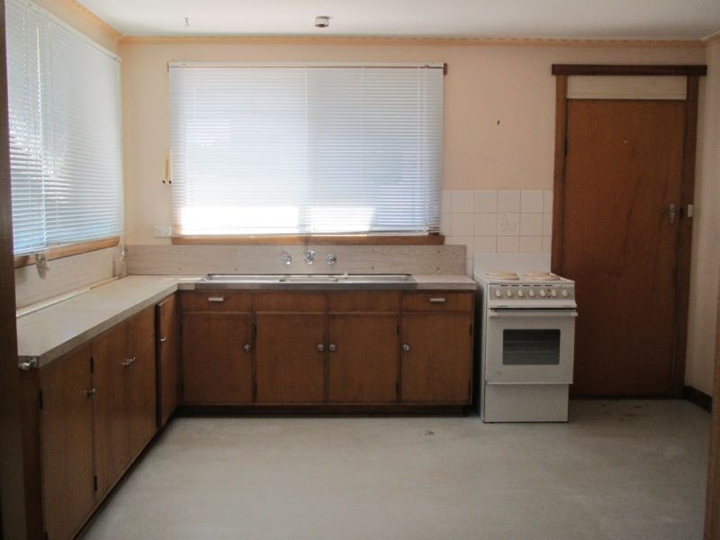 1 Tompsons Lane, Newnham TAS 7248