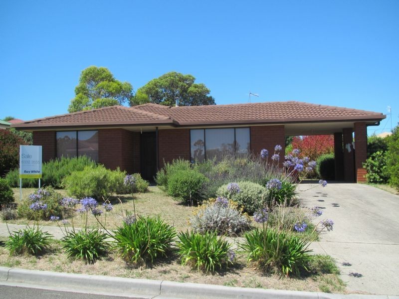 16 Goya Road, Newnham TAS 7248