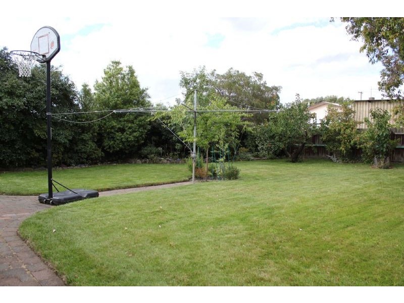 6 Procter Street, Newnham TAS 7248