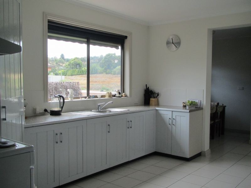 11 St Leonards Road, St Leonards TAS 7250