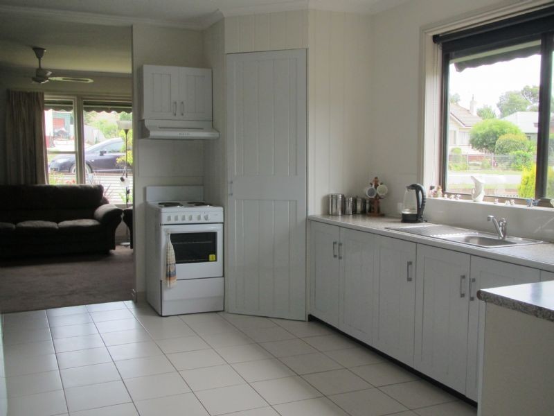 11 St Leonards Road, St Leonards TAS 7250