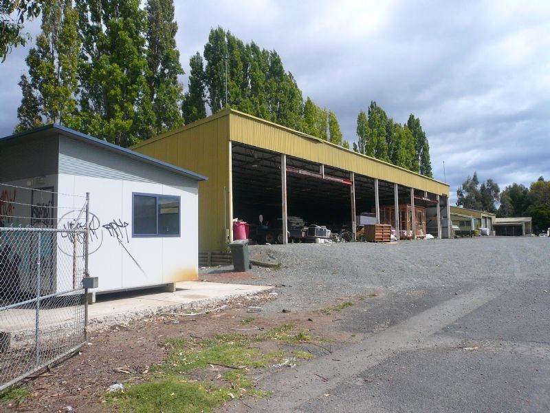 Newstead TAS 7250