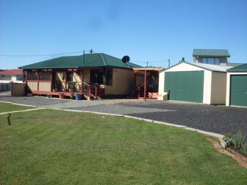 14 Parish Crescent, George Town TAS 7253