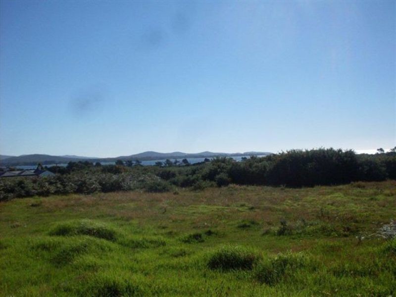 14 Parish Crescent, George Town TAS 7253