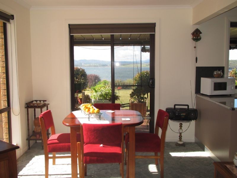 102  Oxford Street, Beauty Point TAS 7270