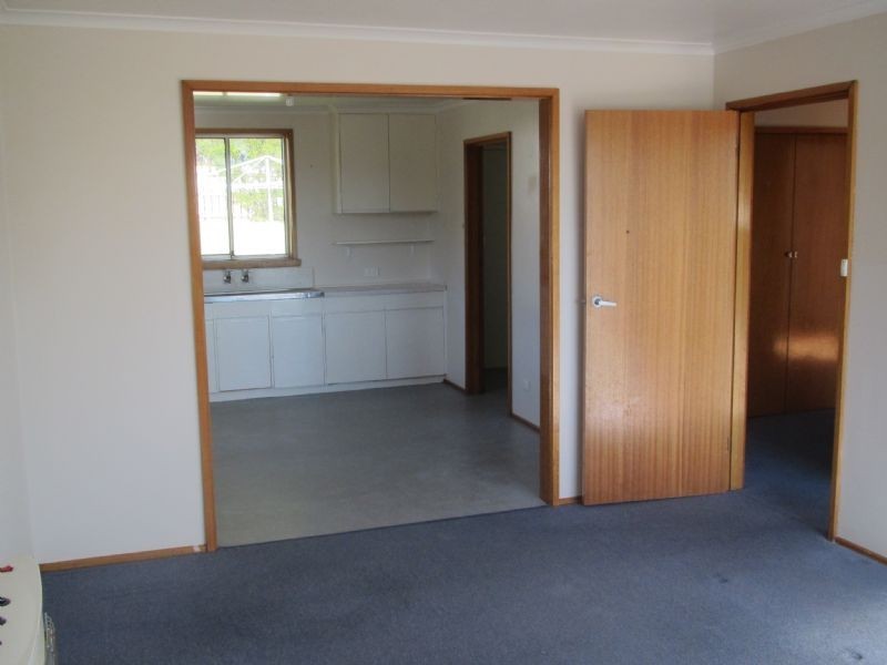 16 Amundsen Street, Ravenswood TAS 7250