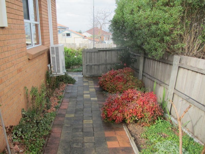4/21 Walkers Avenue, Newnham TAS 7248