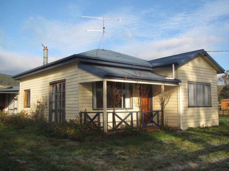 57 Station Road, Lilydale TAS 7268