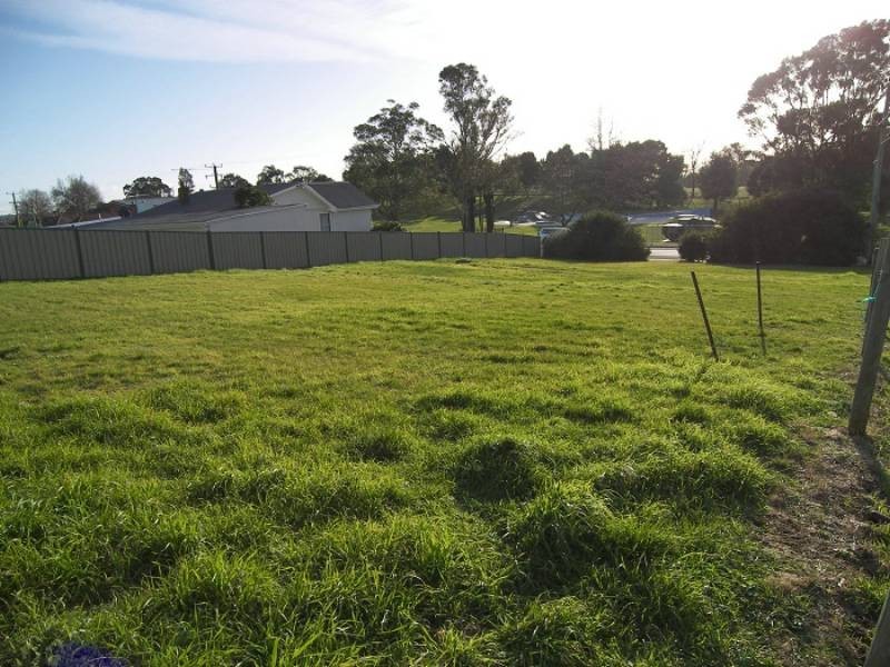 93 Weld Street, Beaconsfield TAS 7270