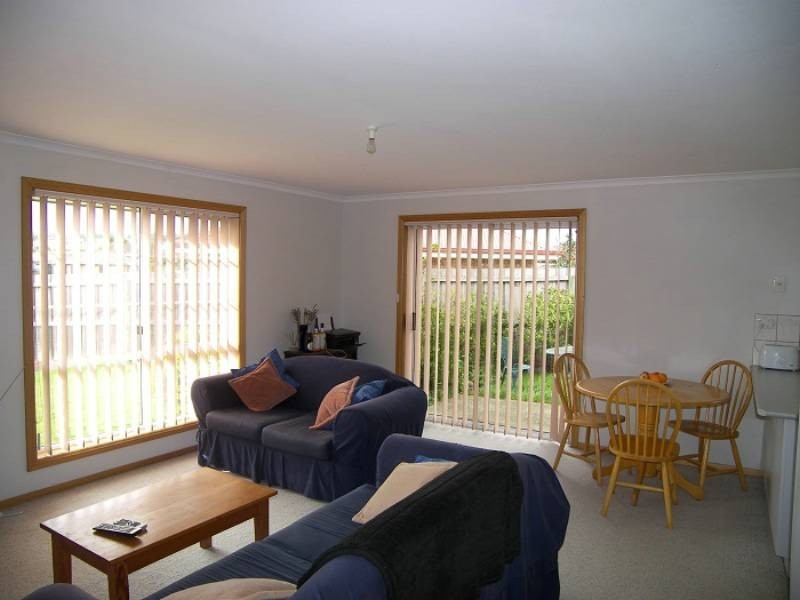 1/22 Camira Street, Newnham TAS 7248