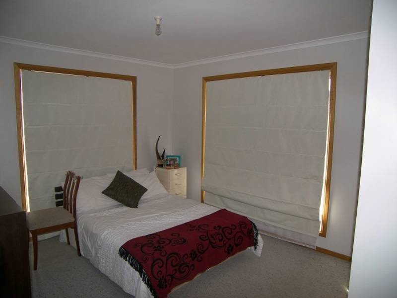 2/22 Camira Street, Newnham TAS 7248